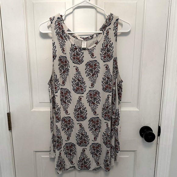 Old Navy Luxe Swing Tank - XL - Picture 1 of 3